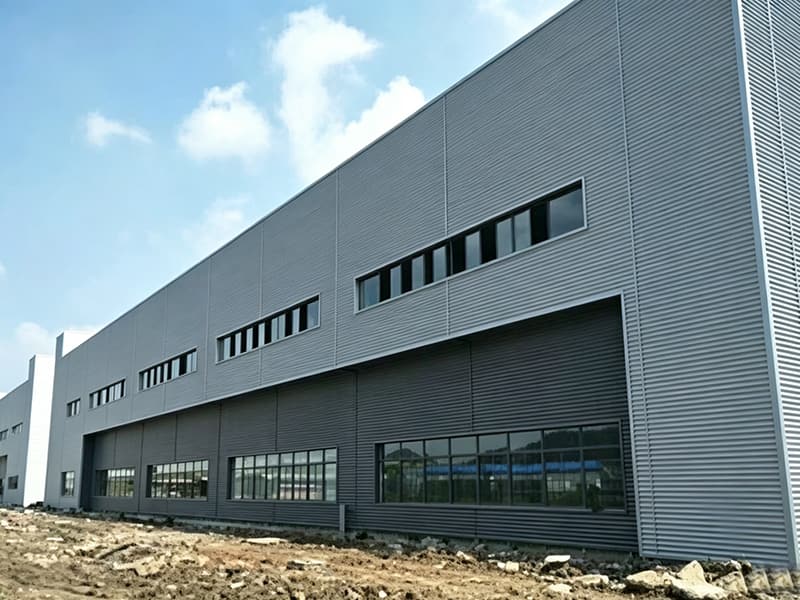 Atelier de structure préfabriquée en acier